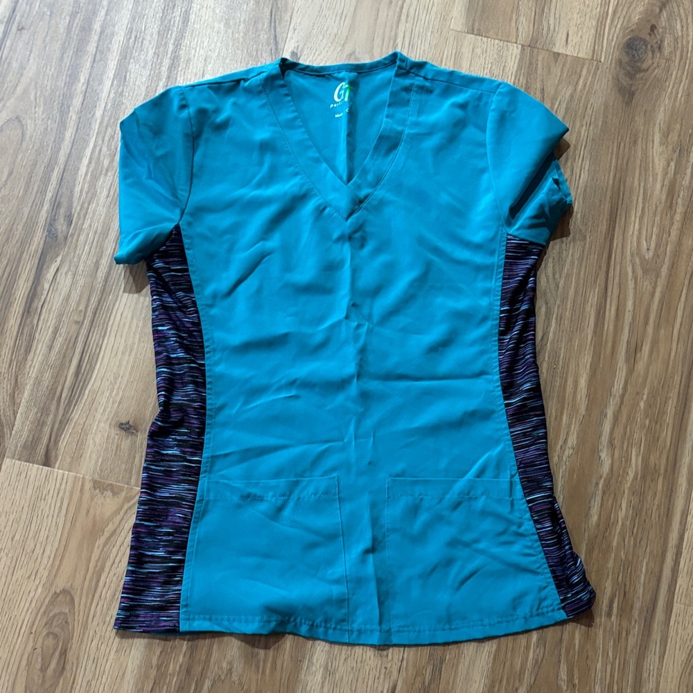 Scrub top
